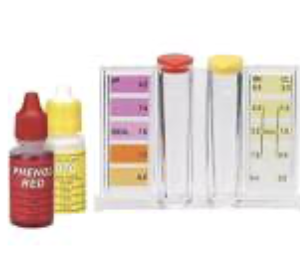 Trousse d'analyse avec réactifs liquides permettant de mesurer la valeur du Chlore et du pH.